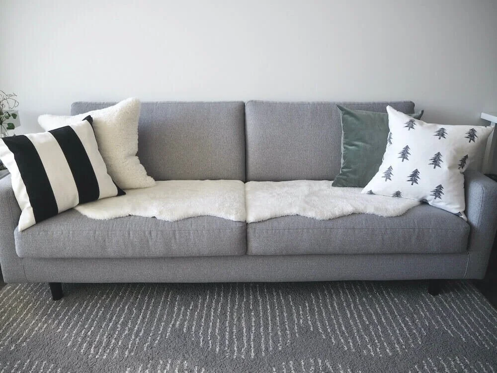 奇跡的に買えたマリメッコ雑貨でリビングの脱クリスマスインテリア